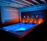 Jacuzzi accompagné de belles sexy filles venez vous détendre: 776922966